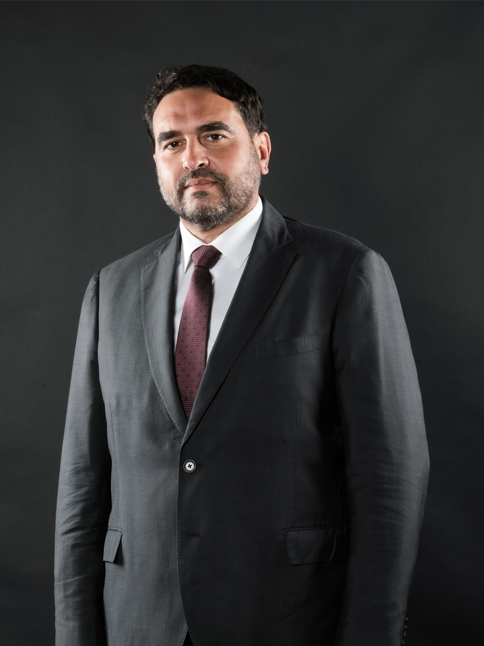 د. حسام ادريس الشريف اسبيق